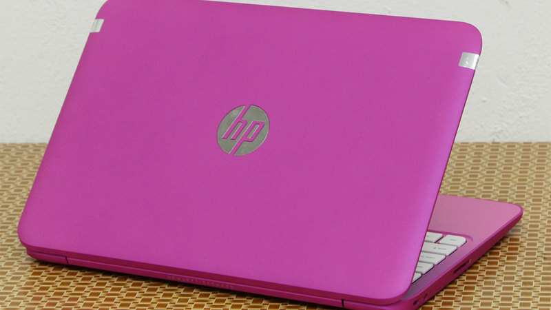 Thiết kế m&agrave;u hồng của laptop HP mini